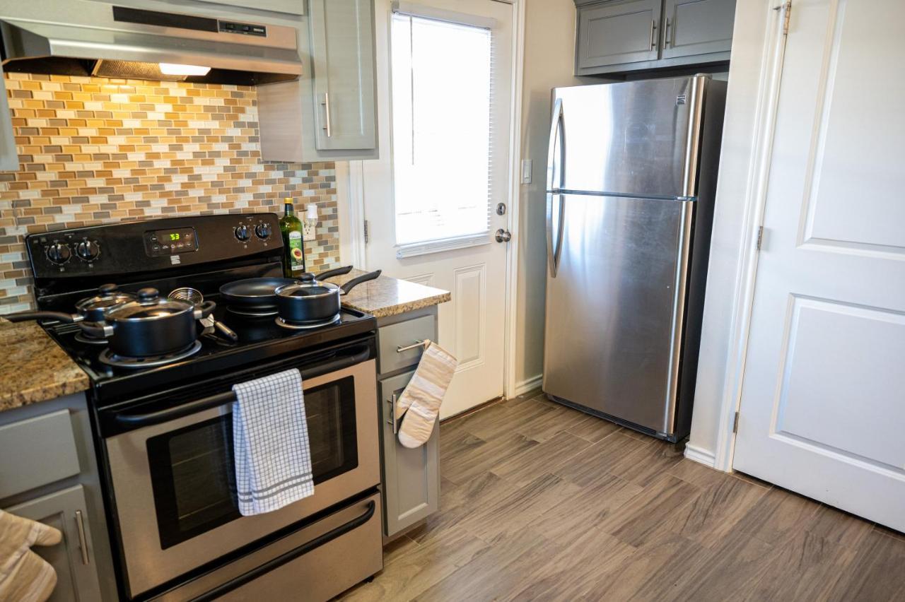 Fabulous King Size Bed In A Gated Neighborhood! Apartment Edinburg Exterior foto
